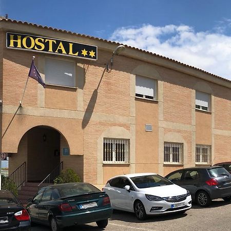 Hostal 82 Olias del Rey Ngoại thất bức ảnh